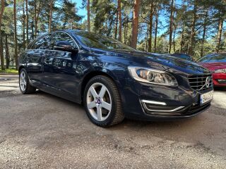 Volvo V60 Summum Plug-In Hybrid 2.4 D6 158kW