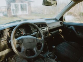 Volkswagen Golf 1.8 55kW