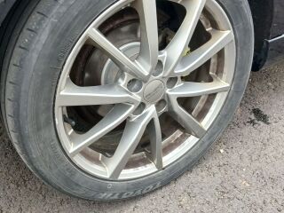 Volkswagen Golf 1.6 77kW