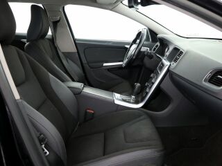 Volvo V60 Summum ATM 2.0 D5 120kW
