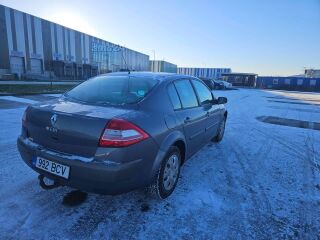 Renault Megane 1.6 82кВ