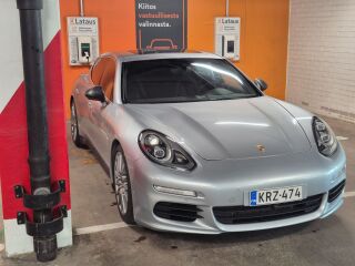 Porsche Panamera 3.0 v6 306кВ