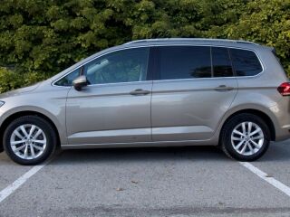 Volkswagen Touran Highline 1.4 R4 110kW