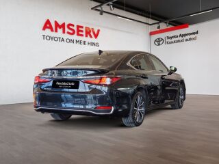 Lexus ES 300h Limited Edition 2.5 131kW