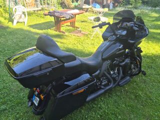 Harley-Davidson Road Glide FLTRX