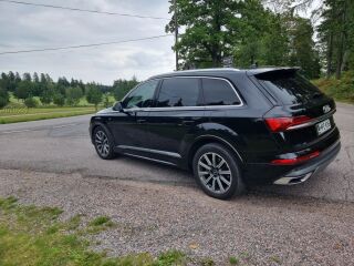 Audi Q7 55 TFSI e 3.0 250кВ