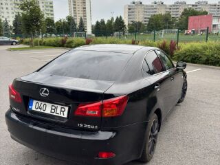 Lexus IS 220 2.2 130kW