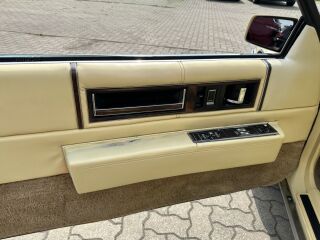 Cadillac DeVille Coupe Custom Classic 4.5 V8