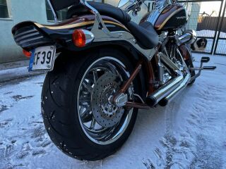 Harley-Davidson Custom Bike FXSTSSE2 61кВ