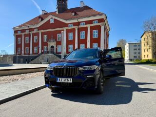 BMW X7 3.0 250kW
