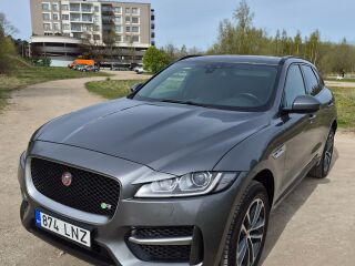 Jaguar F-Pace R-SPORT AWD 2.0 132kW