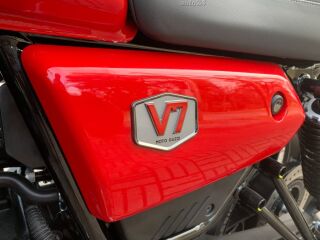Moto Guzzi V 7 Stone Corsa V2 48kW