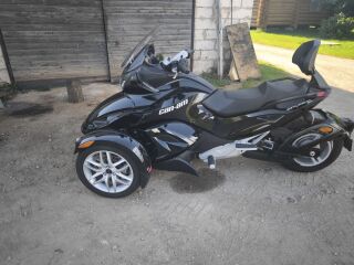Can-Am Spyder ST 71кВ