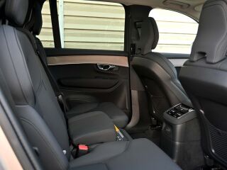 Volvo XC90 4C AWD H&K BRIGHT 7 INTELLI SAFE PRO MY26 2.0 T8 Long Range Plug-in 335kW