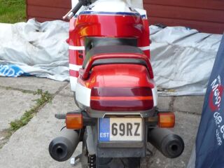 Honda CBR 1000 F 98kW