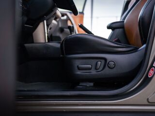 Toyota RAV4 Premium 2.5 114кВ