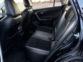 Toyota RAV4 Luxury plus Technology 2.0 129kW