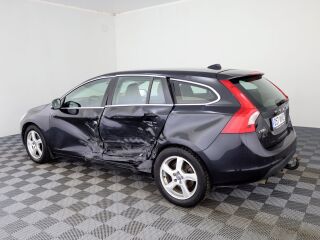 Volvo V60 Summum ATM 2.0 D5 120kW