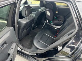 Mercedes-Benz E 200 2.1 100kW