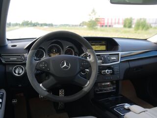 Mercedes-Benz E 350 3.0 V6 195кВ