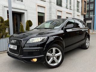 Audi Q7 S-Line black edition 3.0 180кВ