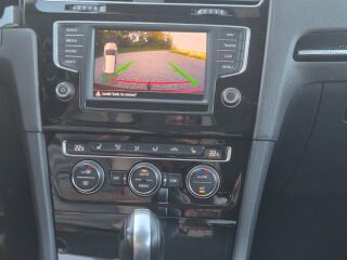 Volkswagen Golf Highline 1.6 81kW