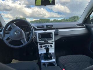Volkswagen Passat 1.6 77kW
