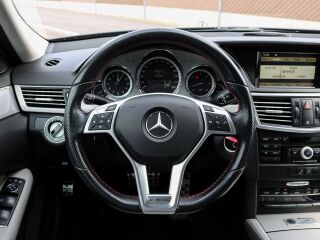 Mercedes-Benz E 350 AMG E63 3.0 170kW