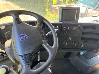 Scania R470 + haagis Nor Slep + konteiner 30 m3