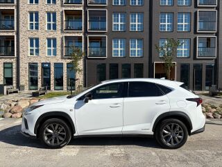 Lexus NX 300h FSport 2.5 114kW