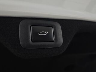 Lexus ES 300h F-Sport S Mark Levinson 2.5 131kW