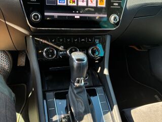 Skoda Superb Combi Elegance 1.8 132kW