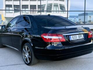 Mercedes-Benz E 220 2.1 125kW