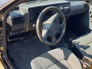 Volkswagen Golf 1.6 51kW