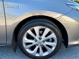 Toyota Auris Activ Hybrid Luxury Facelift 1.8 90kW