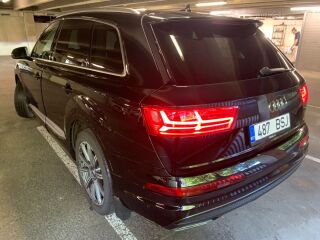 Audi Q7 S-line DESIGN SELECTION 3.0 200kW