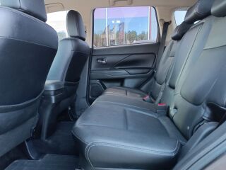 Mitsubishi Outlander Instyle Plus 4WD 2.2 DI-D 110kW