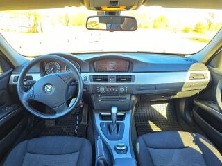 BMW 320 125kW