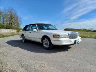 Lincoln Town Car Signature Series 4.6 V8 157kW