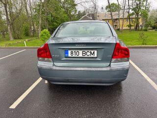 Volvo S60 2.4 120kW