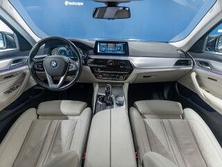 BMW 530 D Luxury Line 3.0 195kW
