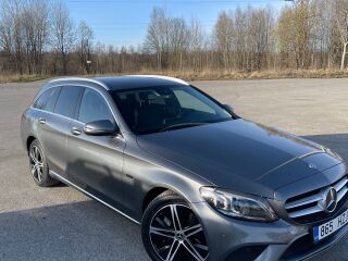 Mercedes-Benz C 300 2.0 143kW