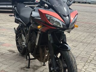 Yamaha FZ6 S2