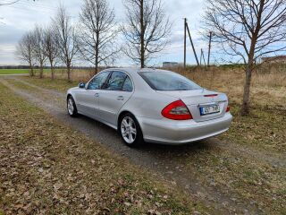 Mercedes-Benz E 220 Avandgarde 2.2 125kW