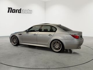 BMW M5 V10 5.0 373kW