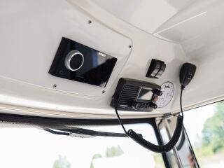 Quicksilver Pilothouse 755 300kW