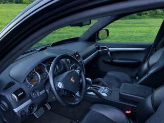 Porsche Cayenne GTS + PDCC õhkvedrustus 4.8 V8 V8 298кВ