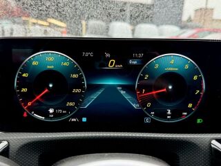 Mercedes-Benz CLA 180 Coupe 1.3 100кВ