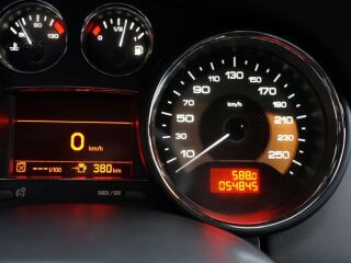 Peugeot RCZ 1.6 199kW