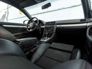 Audi A4 S line 3.2 V6 188kW